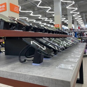 Стеллажи со стойками защиты